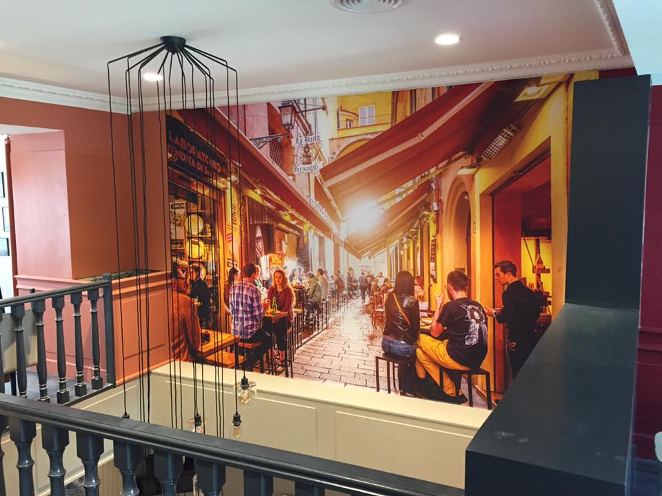 toile tendue decoration interieure restaurant